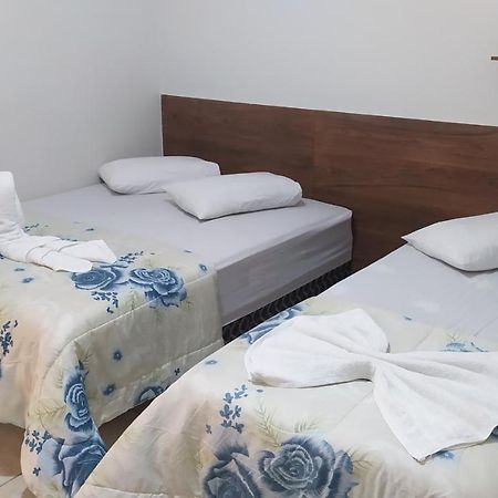 Pousada Quarto Com Tv,Ar,Frigobar,Wifi E Garagem Aparecida  Dış mekan fotoğraf